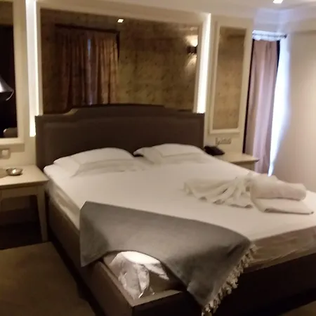 Ishak Pasa Istanbul